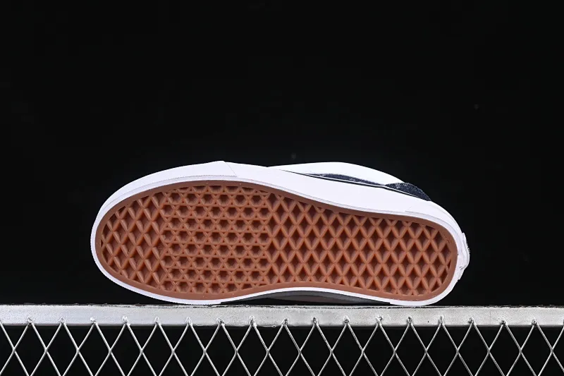 All categories Vans Vans series Vans Low Vans low-top Vans Knu-Skool Vr3 Vans low-top casual sports skateboard shoes VN000CS0239